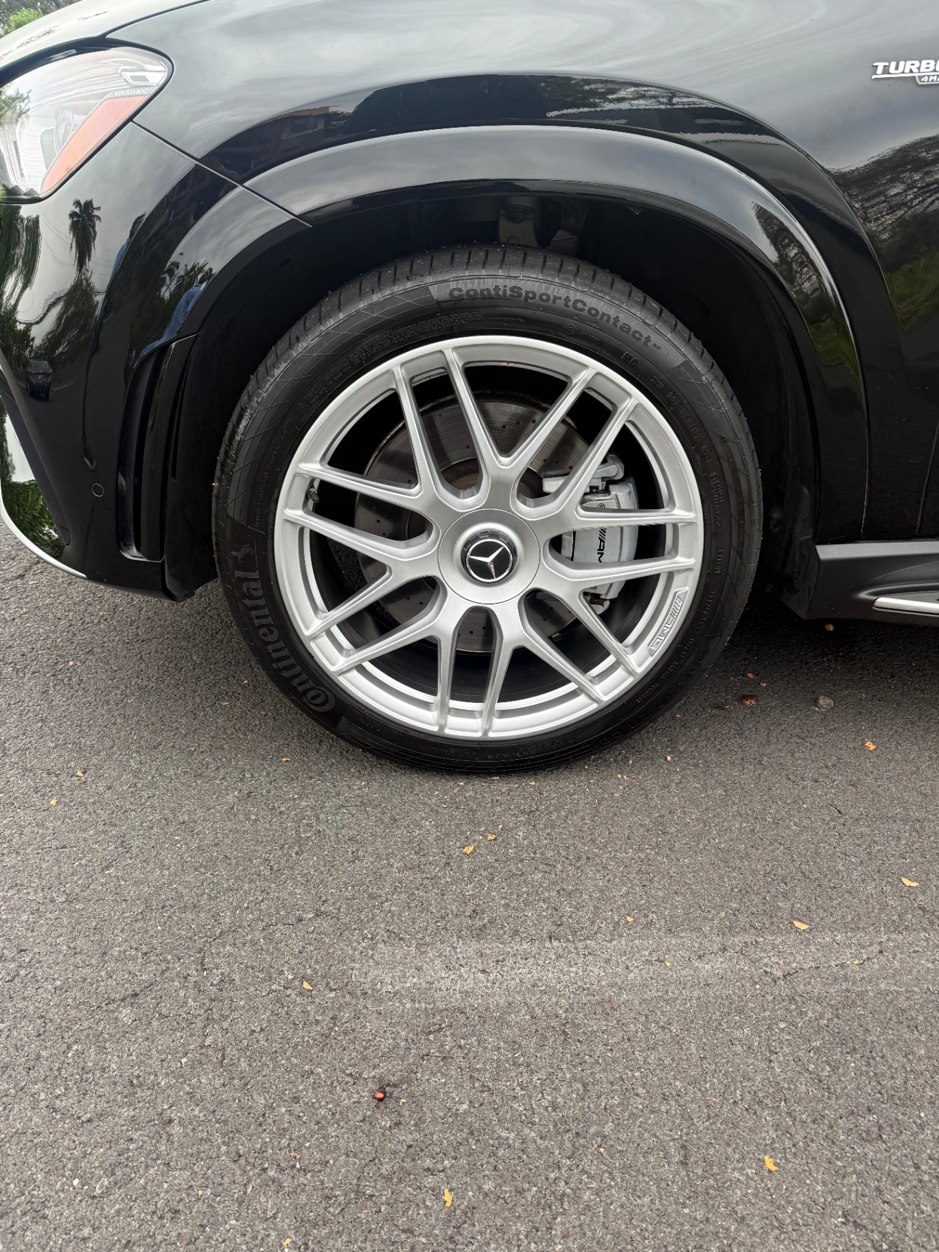 Actual GLE 53 AMG cross-spoke forged wheel with AMG caliper