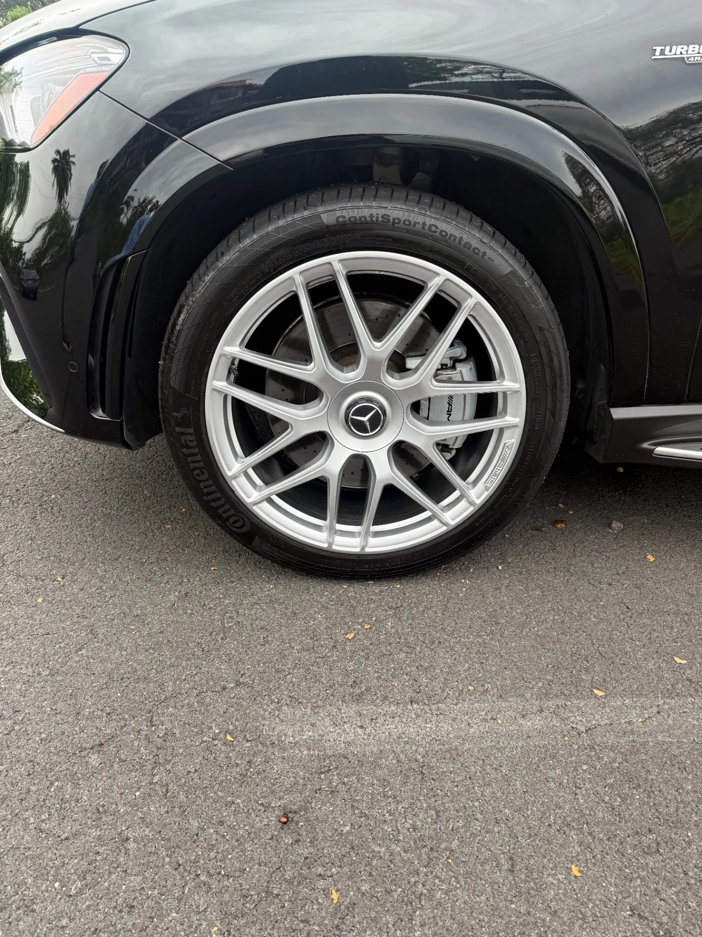 Actual GLE 53 AMG cross-spoke forged wheel with AMG caliper